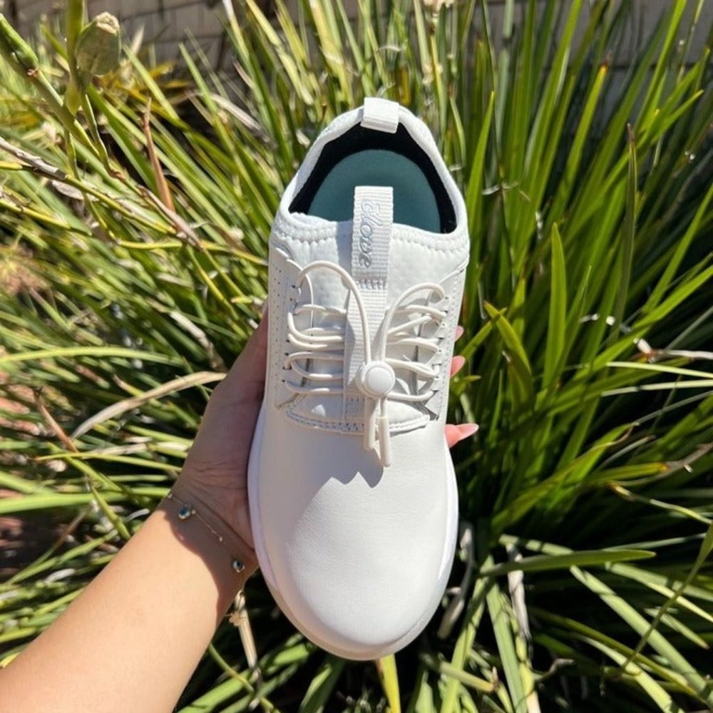 Clove Womens Healthcare Brilliant White Sneaker NEW - Picture 11 of 12